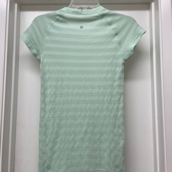 LULULEMON Swiftly Tech Short Sleeve Top Light Green Fresh Teal - Picture 7 of 7